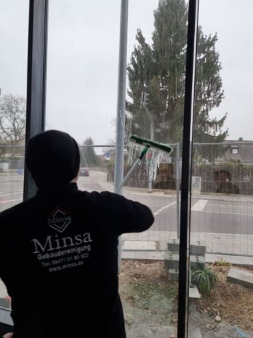 Minsa Gebäudereinigung